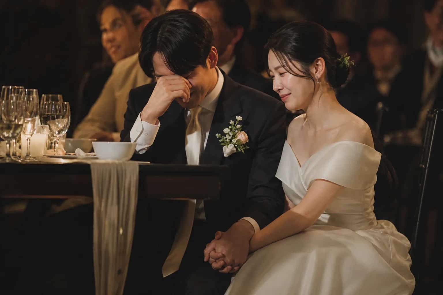 진짜 감정을 깊이 포착하는 관찰자 — 웨딩사진 4